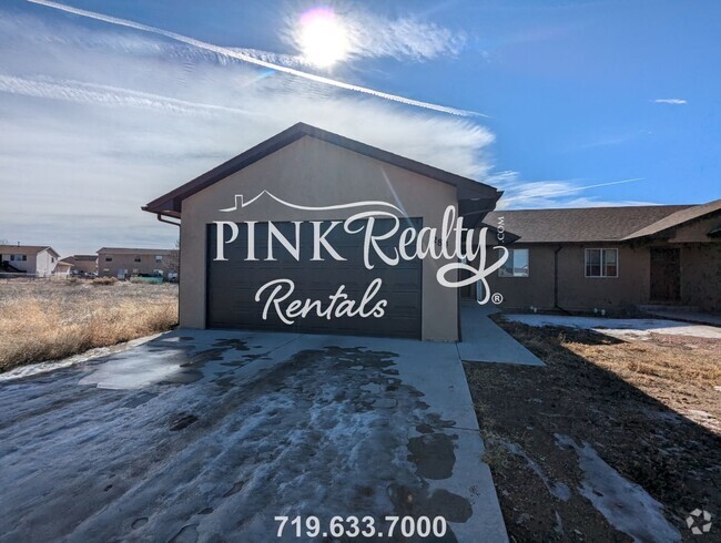 Building Photo - Cozy 3 -Bedroom in Pueblo West! Rental