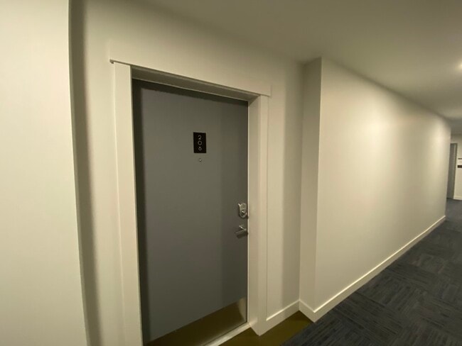 Photo - 120 Jensen Ave W