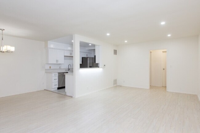 g - Beau Rivage Apartments