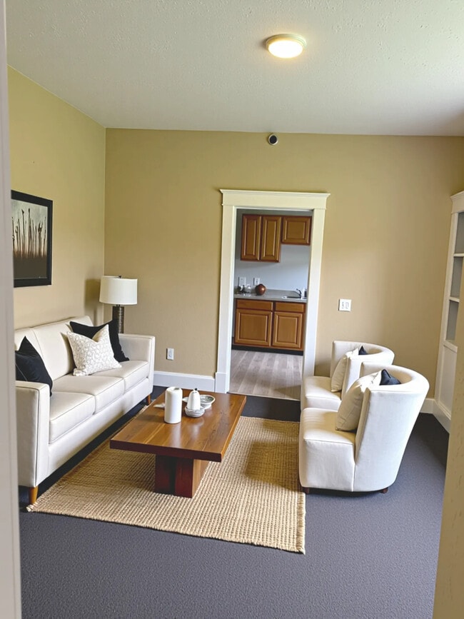 Photo - 1338 Lakeview Rd