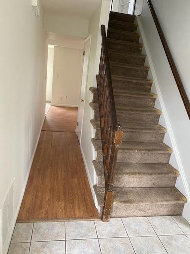 Photo - 1244 N Farmview Dr