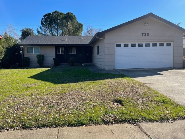 Building Photo - 3 BED / 2 BATH HOME CLOSE TO DOWNTOWN!