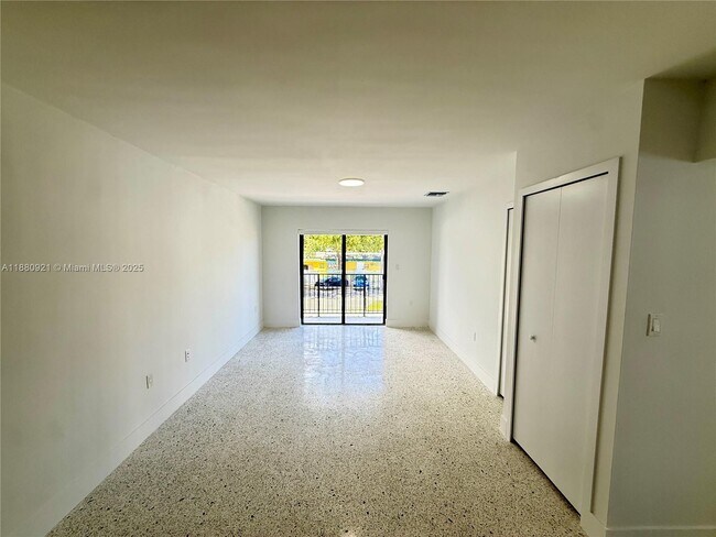 Photo - 180 NE 57th St Unit 15