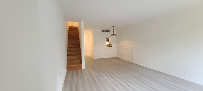 Photo - 601 SW 75th St