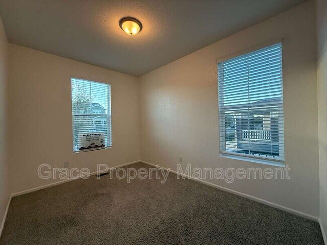 Photo - 5926 N Orleans St