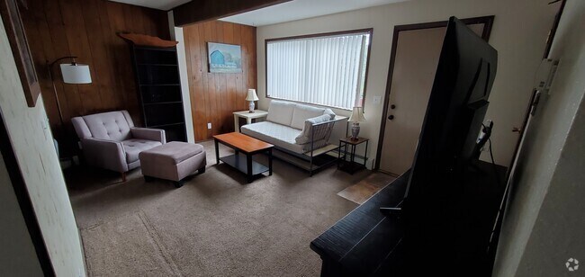 Building Photo - 1524 Mission Rd Unit 7 Rental