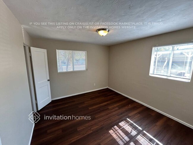 Photo - 2928 W San Juan Ave