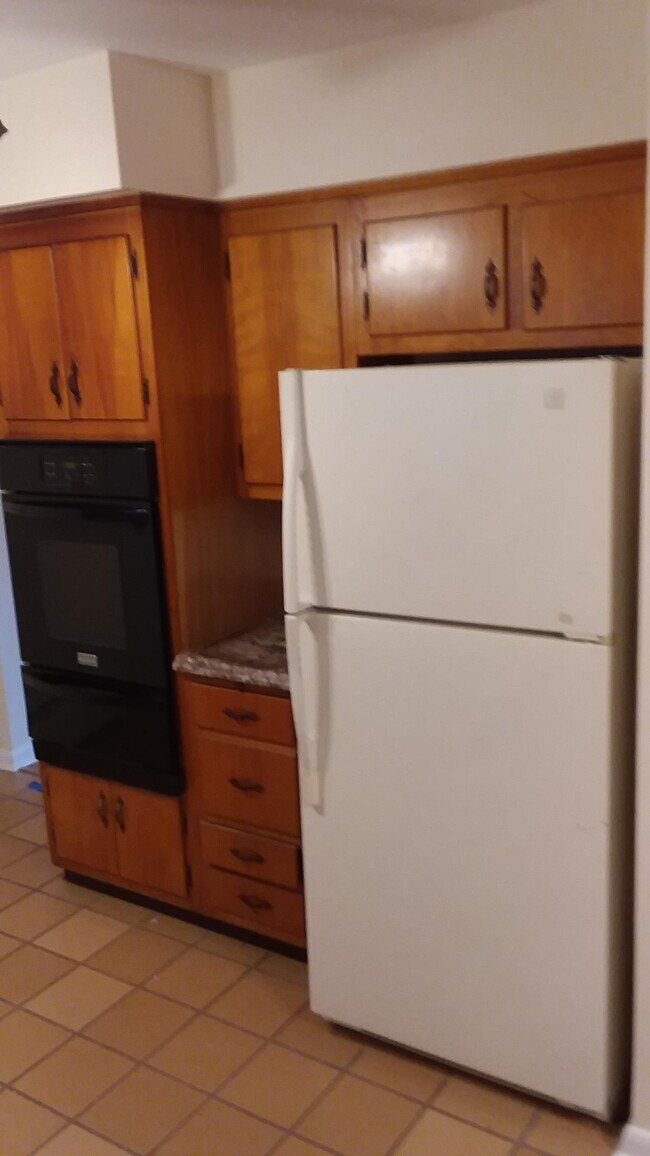 Photo - 250 Maple St