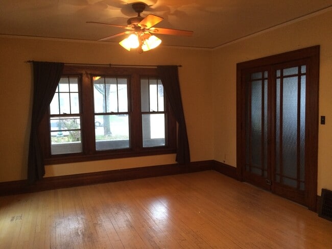 Photo - 918 S 1st Ave Unit 918 S 1st main floor apt