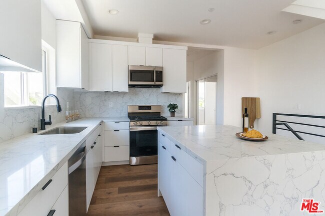 Photo - 4507 W 18th St