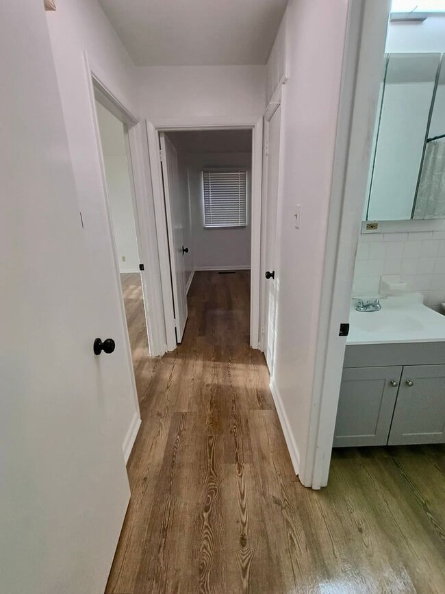 Photo - 6408 Blue Bird Dr Unit A