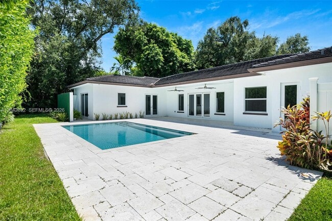 511 Madeira Ave