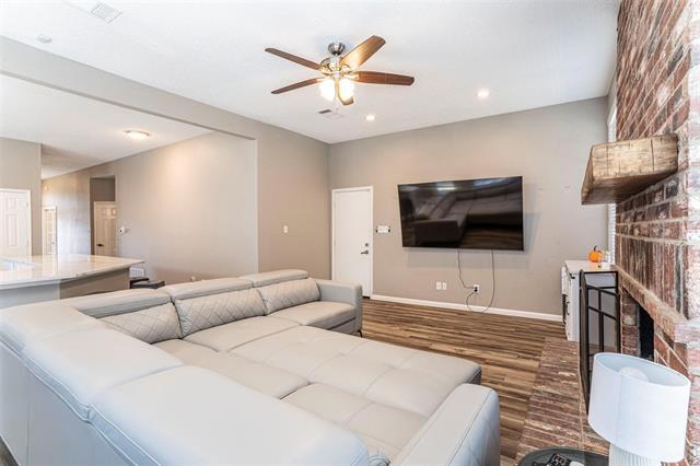 Photo - 8409 Lake Bend Dr