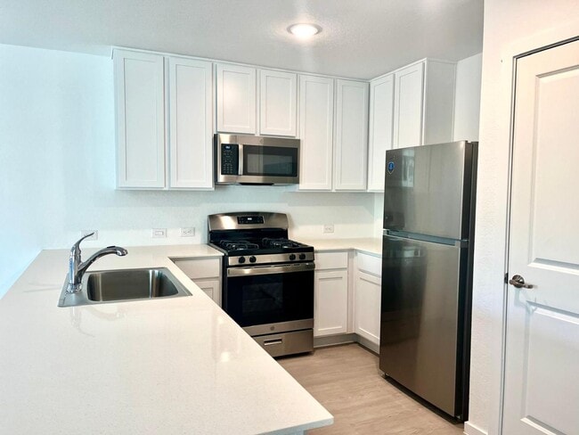 Photo - 10839 Lillia Br