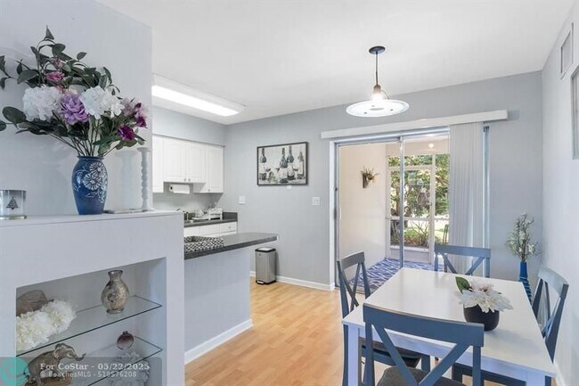 Photo - 2680 NE 18th St
