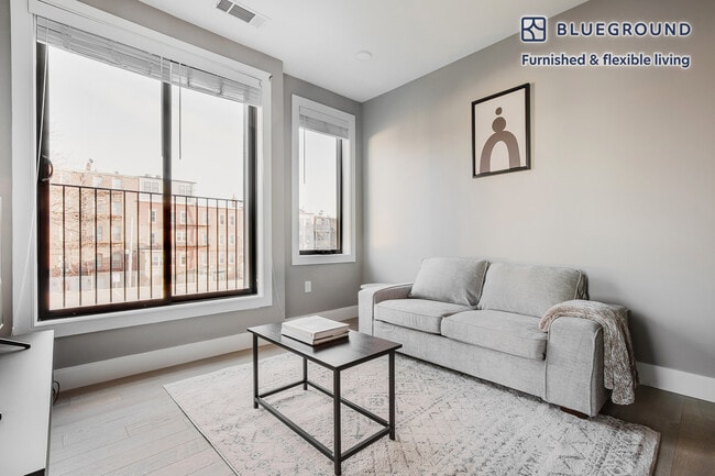 Building Photo - 152 Liverpool St Rental