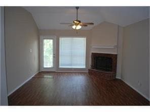 Photo - 325 Angelina Dr