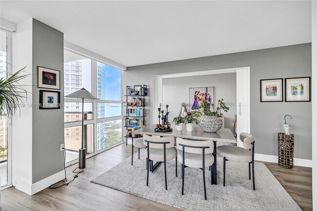 Photo - 600 NE 36th St Unit 1723
