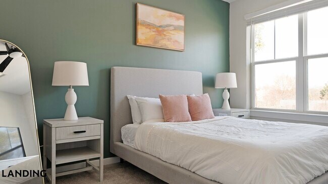 1270 Hillcrest Dr Unit 2-2205