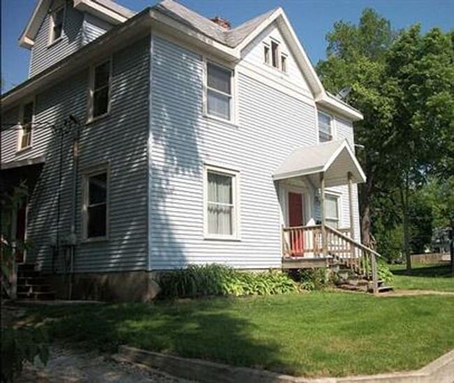 Building Photo - 907 N State St Unit 1 Rental