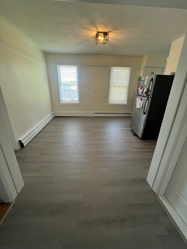 Building Photo - 15 Florida Ave Unit 2