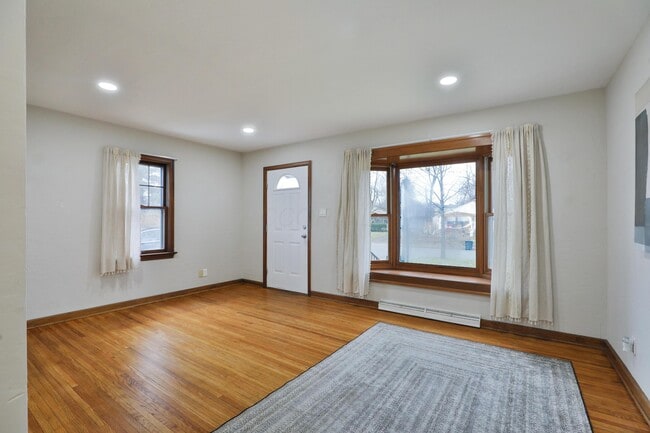 Photo - 124 N Gould Rd
