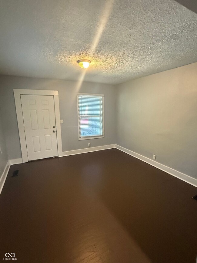 Photo - 3709 N Kenwood Ave