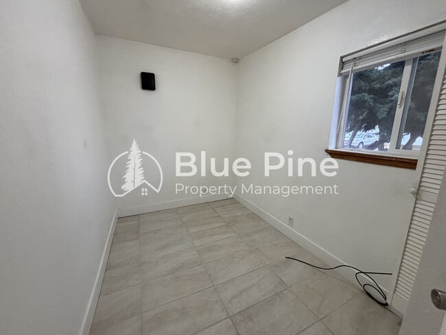 Photo - 3551 Jason Ave Unit 4