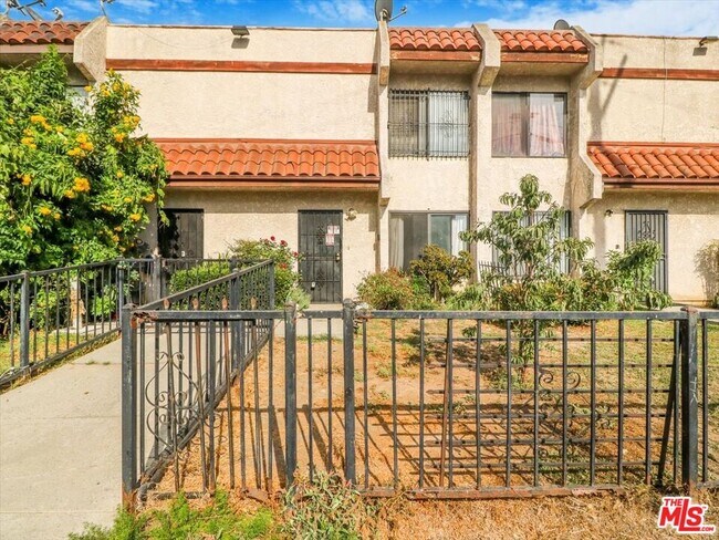 Photo - 11414 Budlong Ave