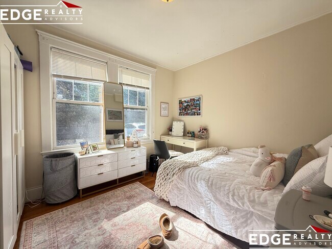 Photo - 53 Radnor Rd Unit 1