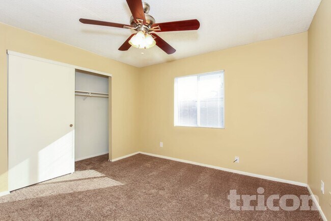 Photo - 1949 W Chipman Rd