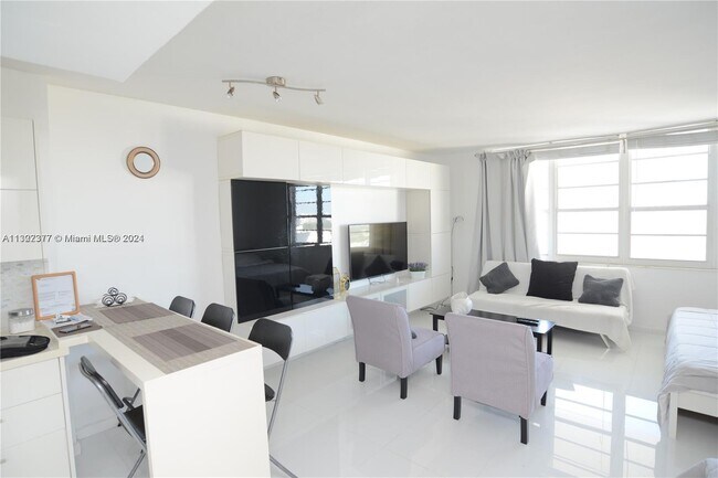 Photo - 100 Lincoln Rd Unit 1605