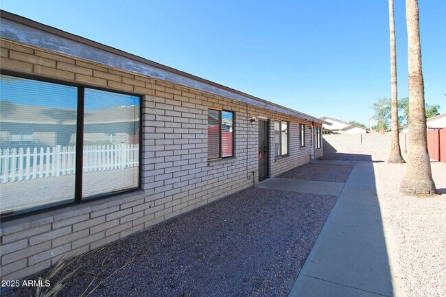 Building Photo - 4704 E Caballero St Unit 3 Rental
