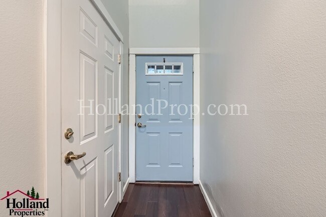 Photo - Spacious Home with High Ceilings and Modern Comforts! NEW PRICE $2,395!