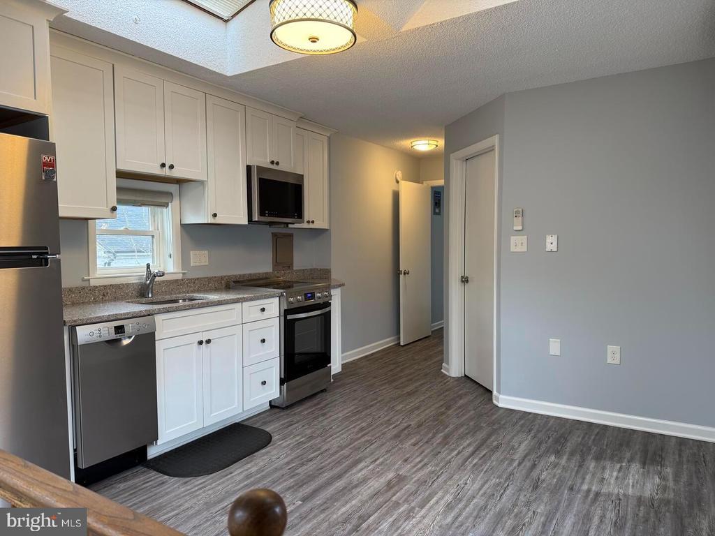 Photo - 353 Savannah Rd Unit 1