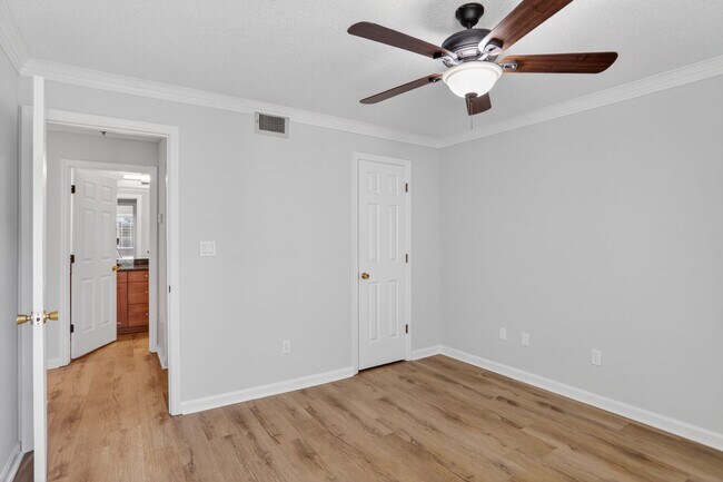 Photo - 307 Granville Ct Unit 307 Granville