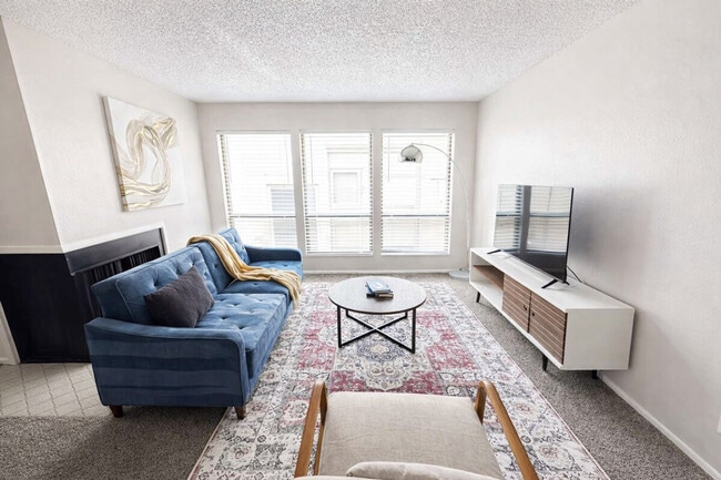 Photo - 505 N Rock Rd Unidad SI ID1514076P