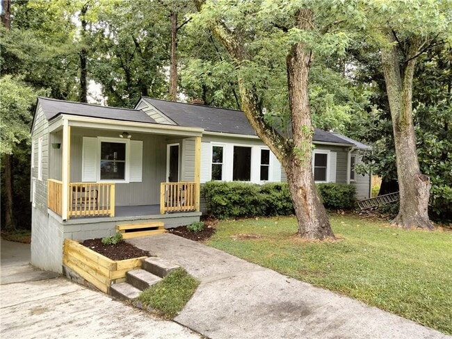 Photo - 2215 Clairmont Terrace NE