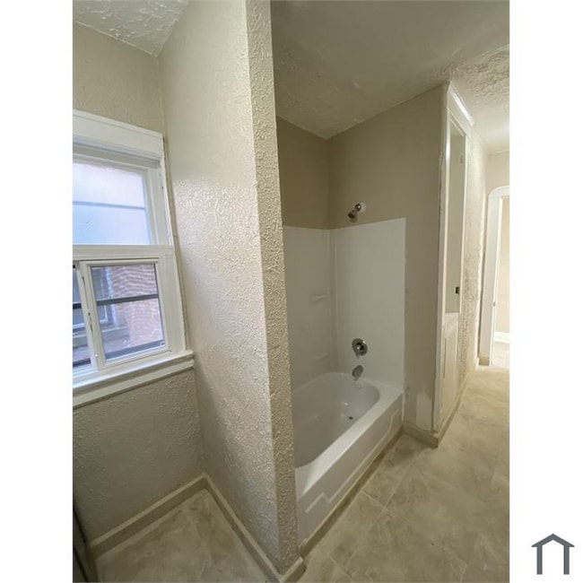 Photo - 15000 Euclid Ave Unit 36