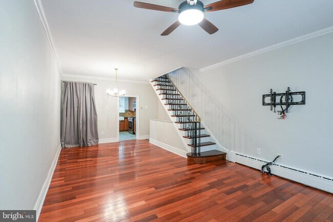 Photo - 2429 S Garnet St