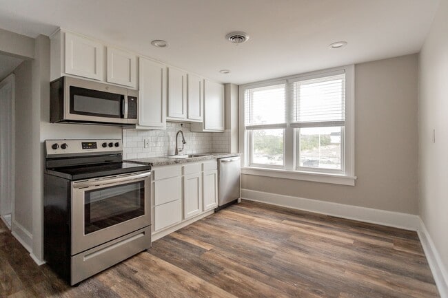 Photo - Historic Style, Modern Comforts, Prime Loc...