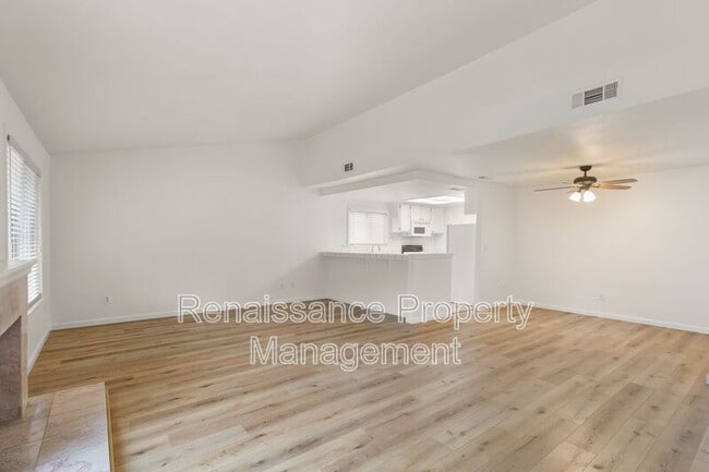 Photo - 480 Amber Ct