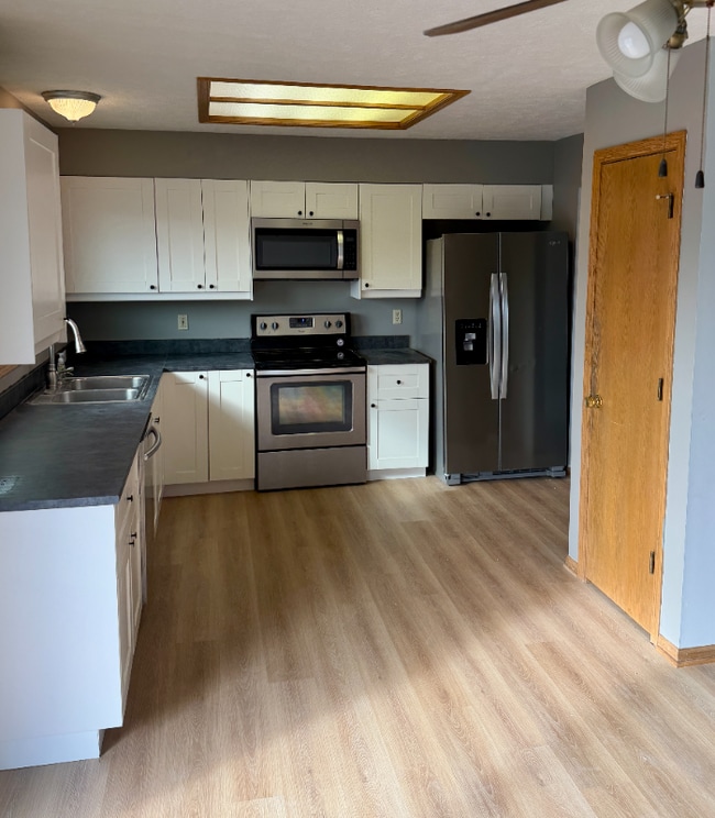 Photo - 4141 Jacquelyn Dr