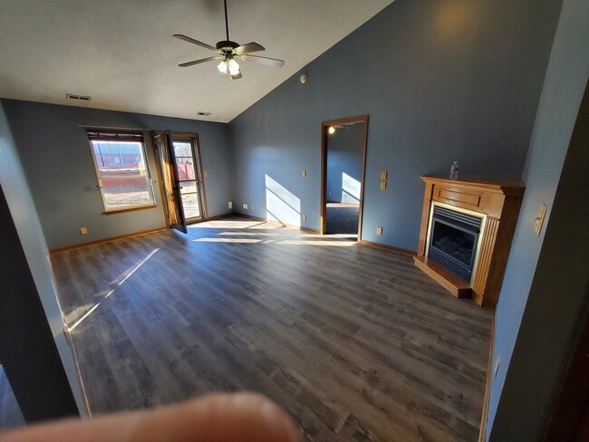 Livingroom-cathedral ceiling - 2450 Hopkins Dr Townhome