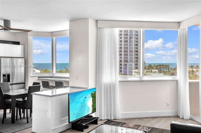 Photo - 300 South Pointe Dr Unit 809