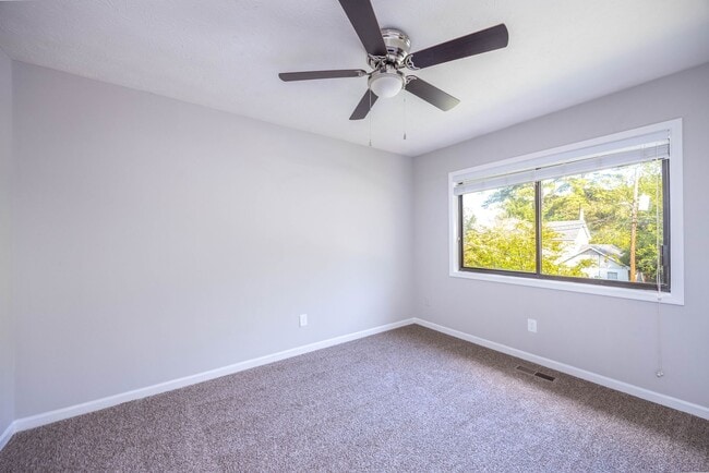 Photo - Spacious 3 Bedroom 2 Bath!