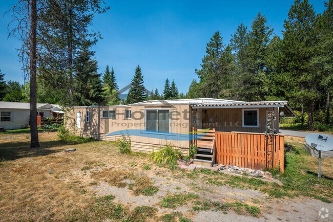 Building Photo - 2 Bedroom 1 Bath Home Available in Sagle's...