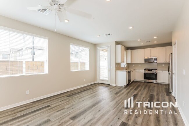 Photo - 31675 Willowood Way