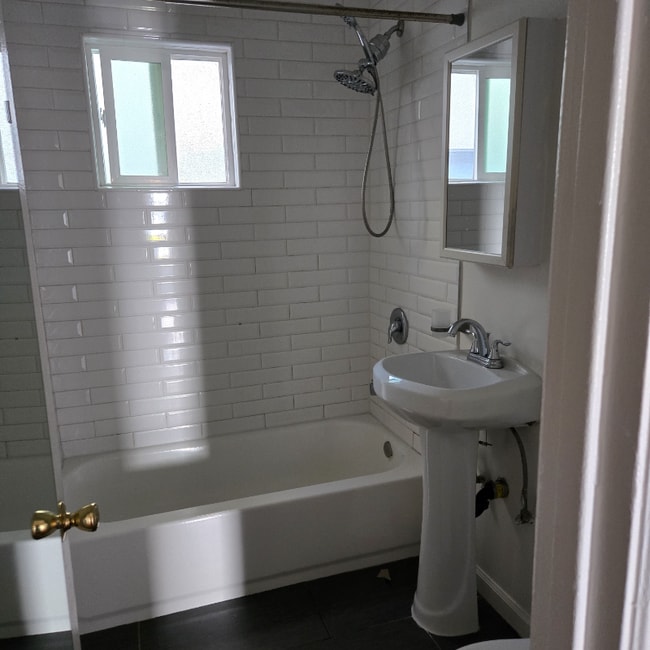 Photo - 829 N Formosa Ave Unit 1