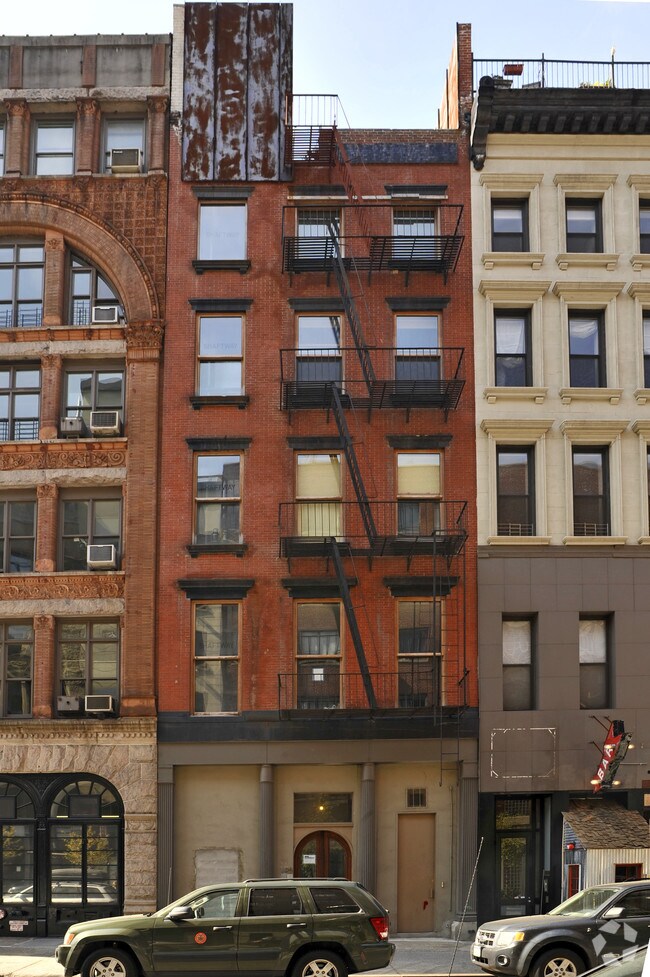 Photo - 75 Warren St